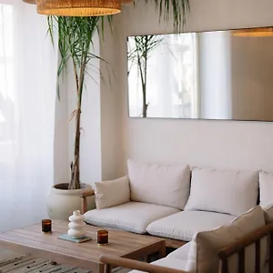 taga-suites.catania-hotels.net/